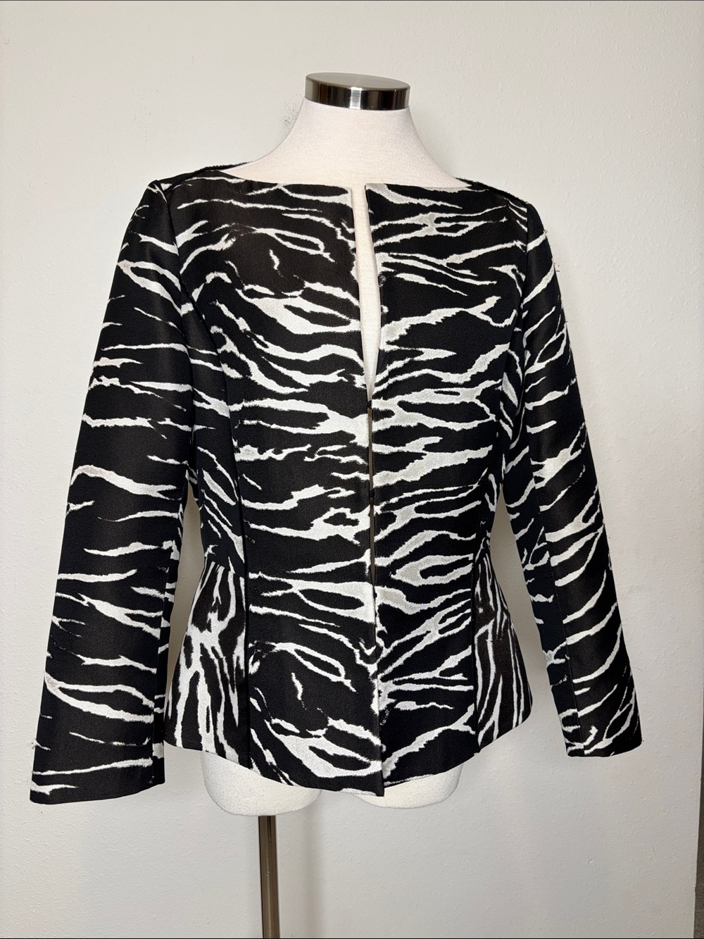 Lafayette 148 New York Black & White Zebra-Print Blazer
